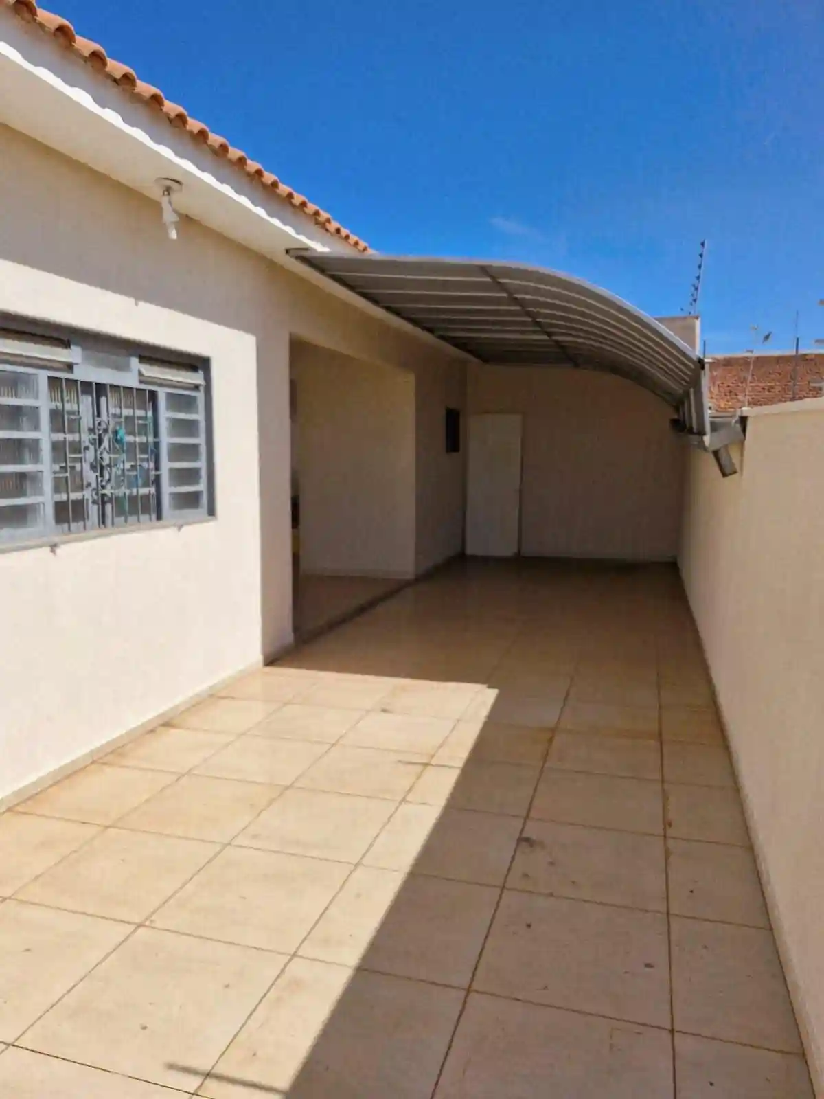 Casa com 3 quartos à venda, 360m² — foto 4 de 25