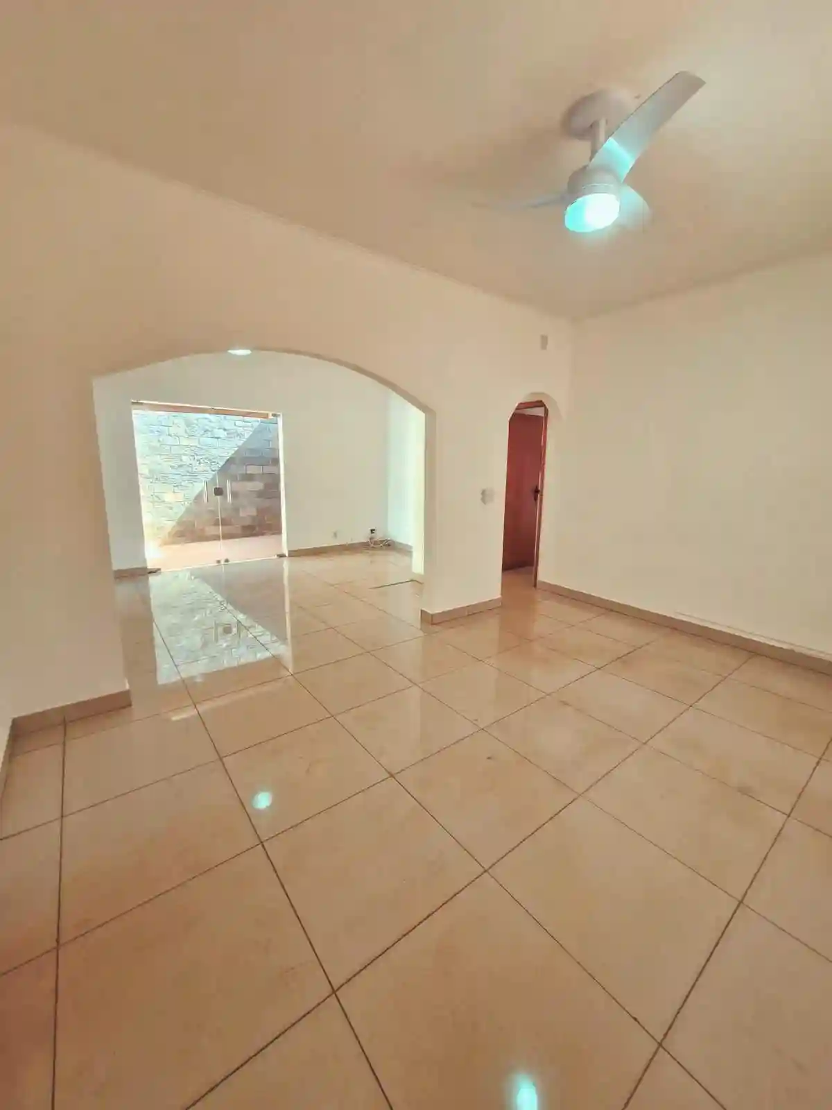 Casa com 3 quartos à venda, 360m² — foto 9 de 25