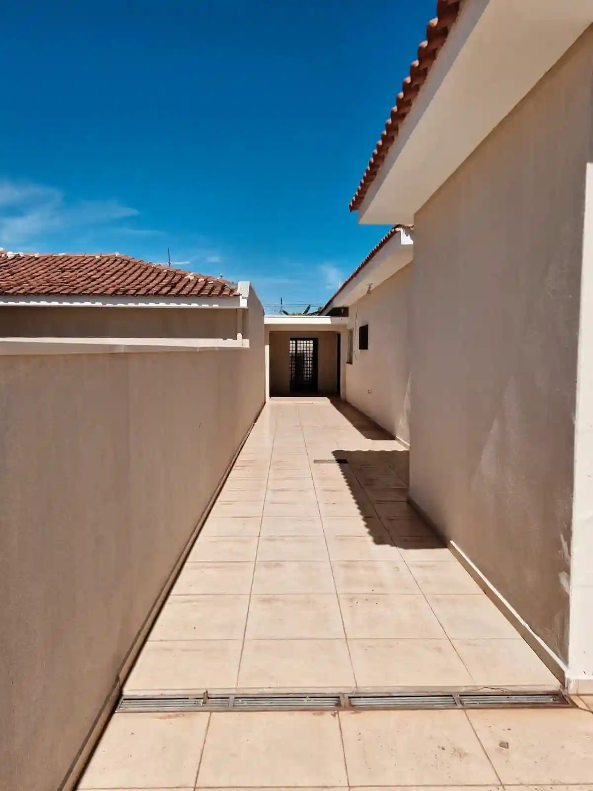 Casa com 3 quartos à venda, 360m² — foto 20 de 25