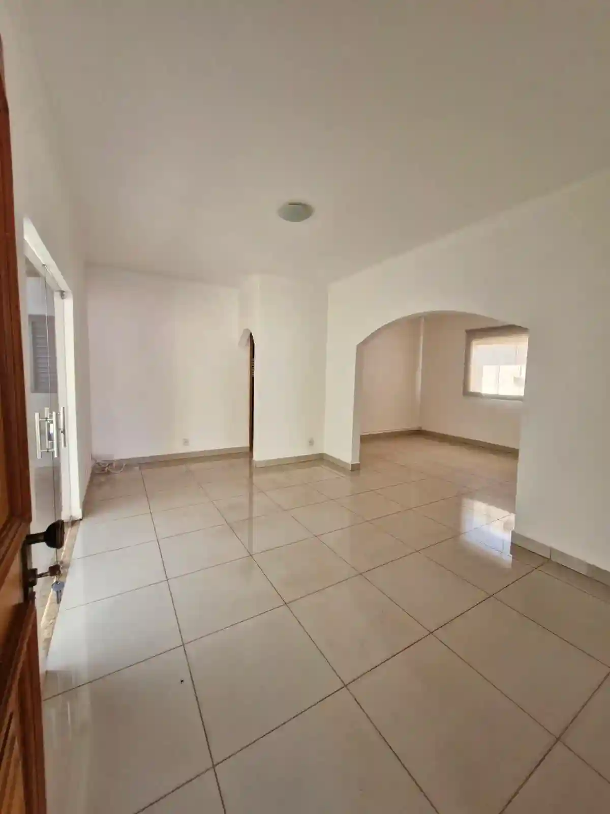 Casa com 3 quartos à venda, 360m² — foto 18 de 25