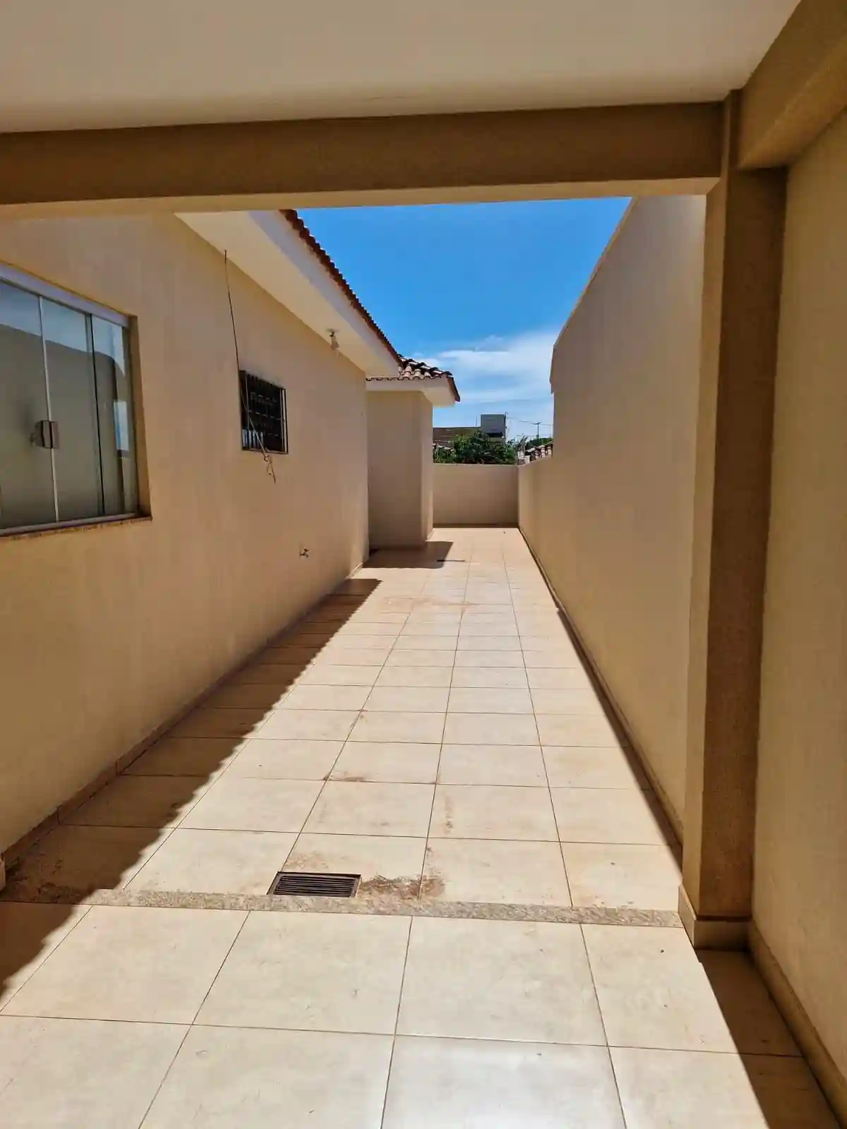 Casa com 3 quartos à venda, 360m² — foto 23 de 25