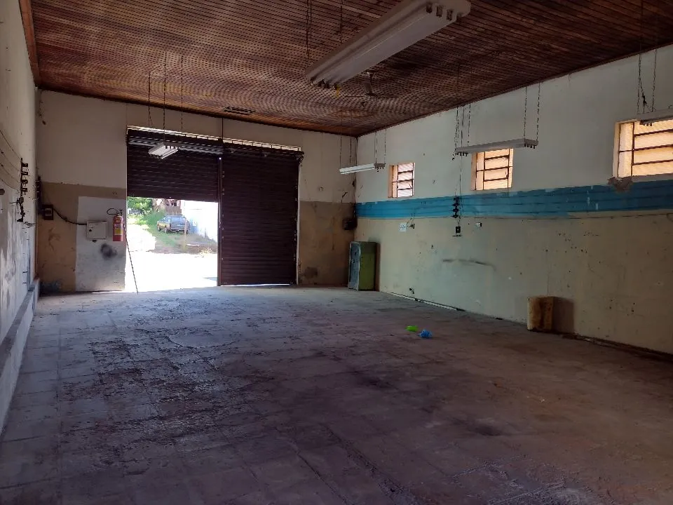 Loja / Salão / Ponto Comercial à venda — foto 1 de 5
