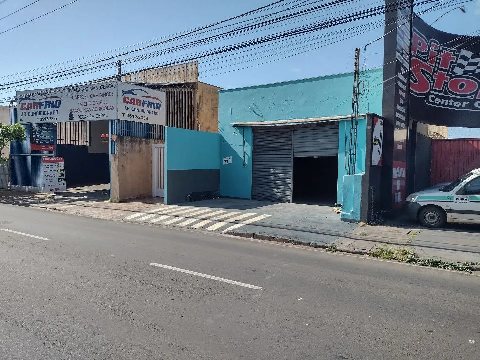 Loja / Salão / Ponto Comercial à venda — foto 2 de 5