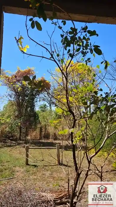 Fazenda / Sítio / Chácara com 2 quartos à venda, 3000m² — foto 2 de 21