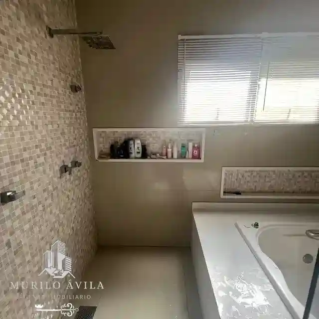 Casa de Condomínio com 3 quartos à venda, 220m² — foto 9 de 19