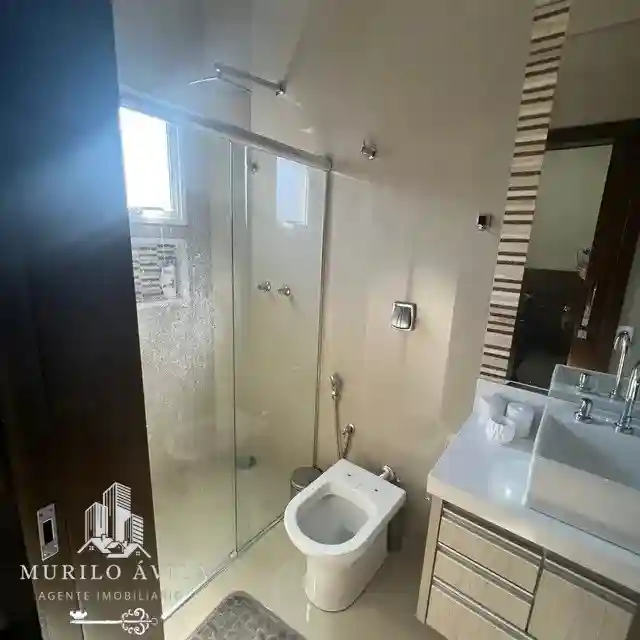 Casa de Condomínio com 3 quartos à venda, 220m² — foto 13 de 19