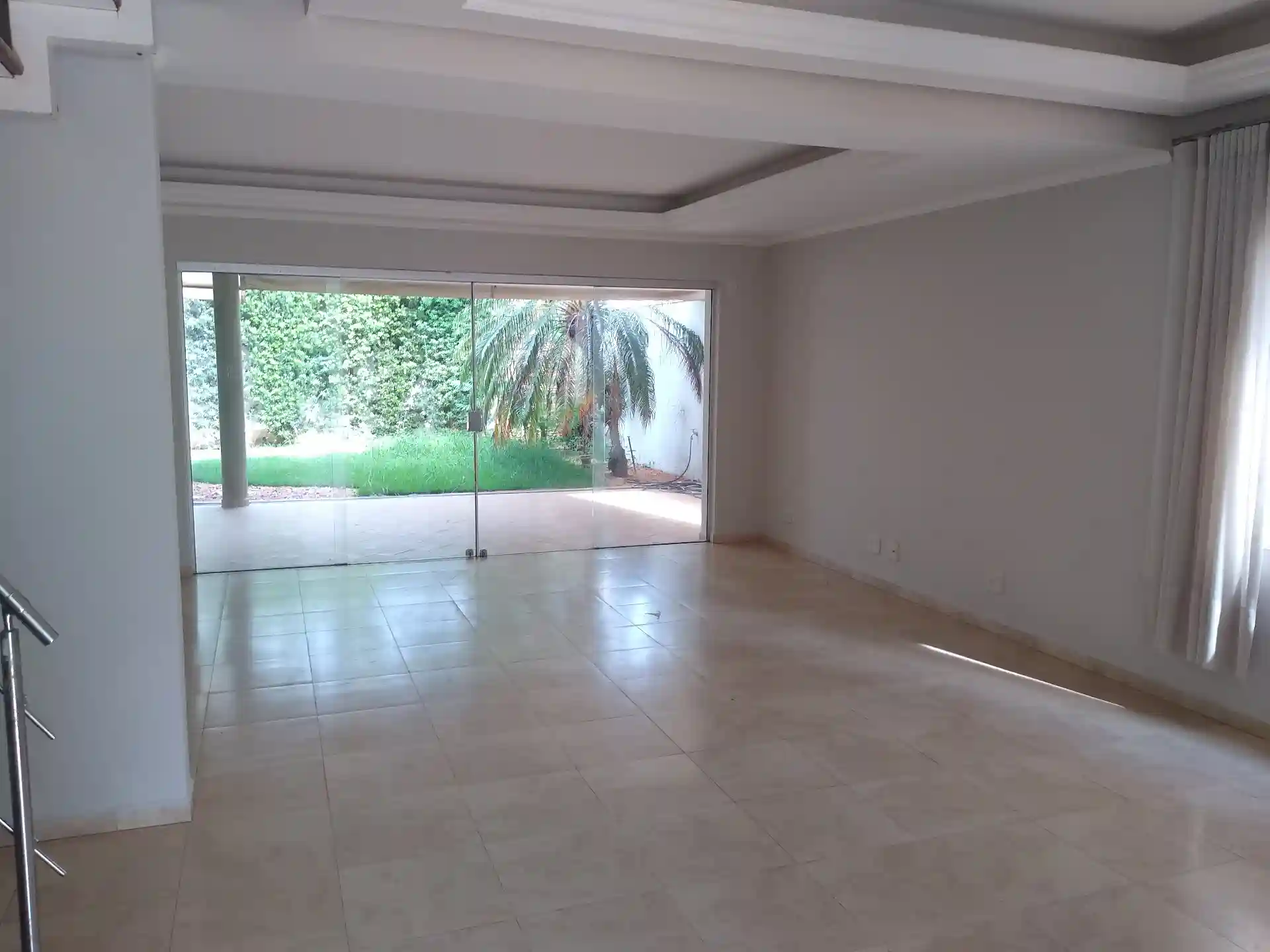 Casa de Condomínio com 3 quartos à venda, 197m² — foto 3 de 59
