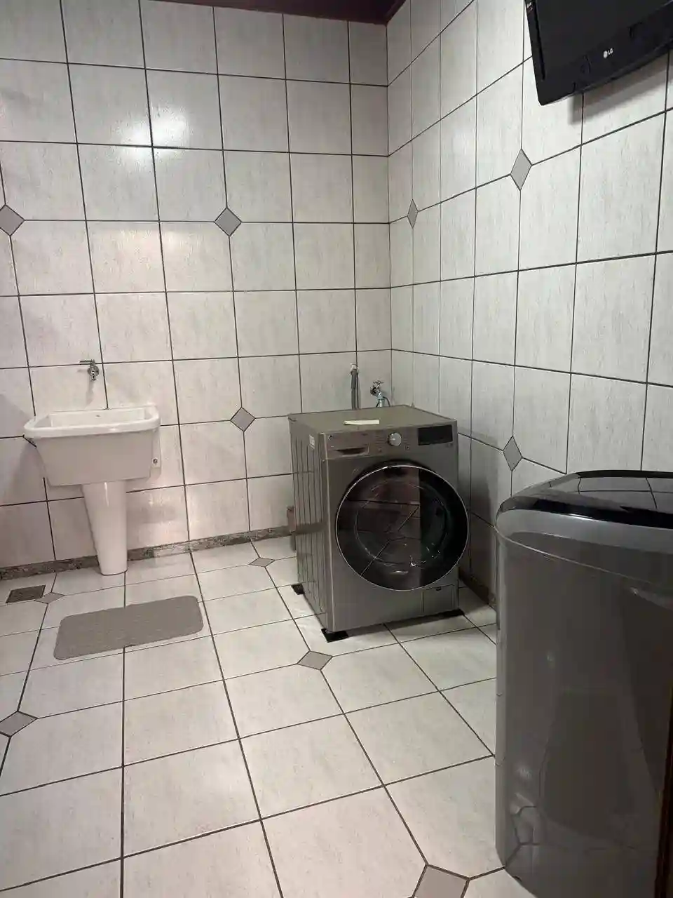 Casa com 2 quartos à venda, 144m² — foto 2 de 16