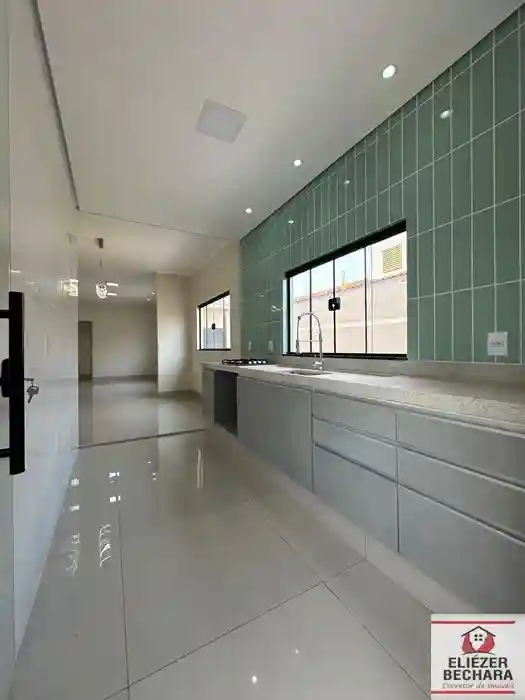 Casa com 3 quartos à venda, 230m² — foto 17 de 27