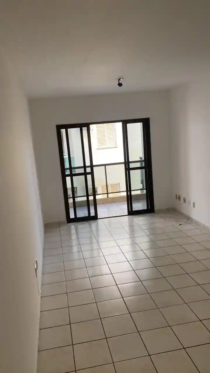 Apartamento com 2 quartos à venda, 70m² — foto 3 de 24