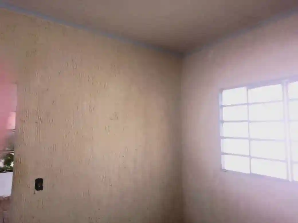 Casa com 4 quartos à venda, 200m² — foto 2 de 14