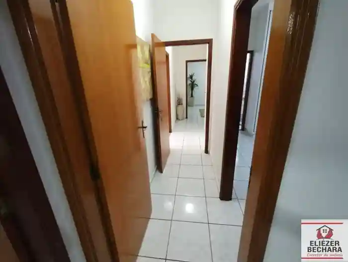 Casa com 3 quartos à venda, 200m² — foto 16 de 52