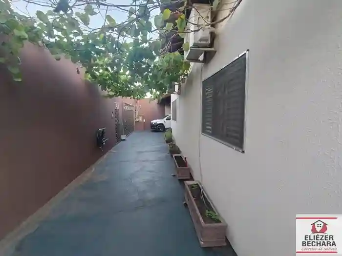 Casa com 3 quartos à venda, 200m² — foto 21 de 52