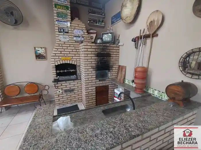 Casa com 3 quartos à venda, 200m² — foto 23 de 52
