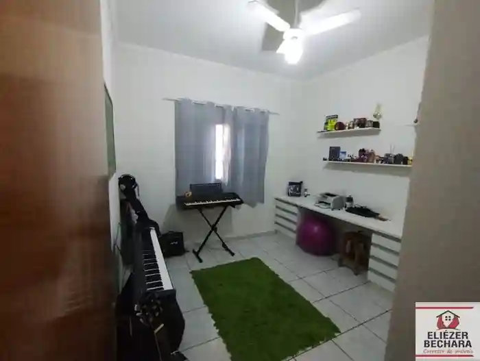 Casa com 3 quartos à venda, 200m² — foto 10 de 52