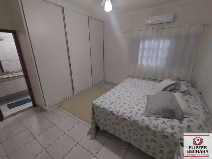 Casa com 3 quartos à venda, 200m² — foto 40 de 52