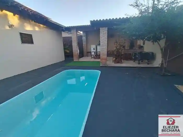 Casa com 3 quartos à venda, 200m² — foto 4 de 52