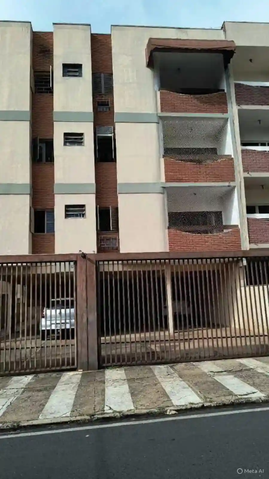 Apartamento com 3 quartos à venda, 140m² — foto 1 de 15
