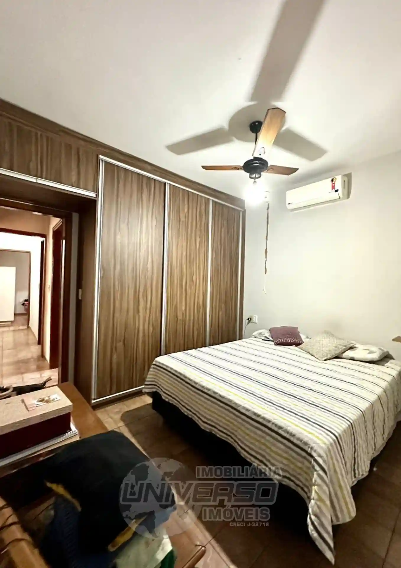 Casa com 5 quartos à venda, 170m² — foto 2 de 6