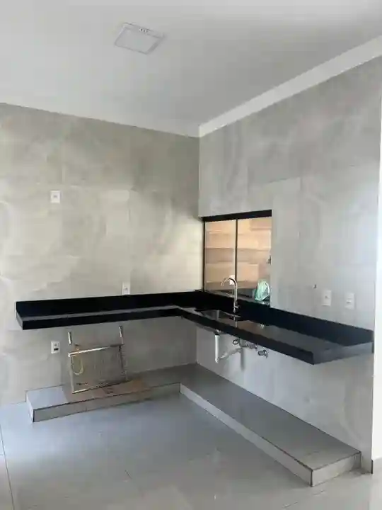 Casa com 3 quartos à venda, 126m² — foto 4 de 8