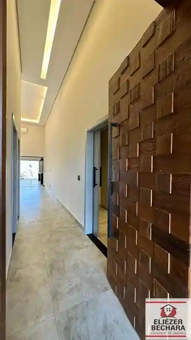 Casa de Condomínio com 3 quartos à venda, 204m² — foto 2 de 27