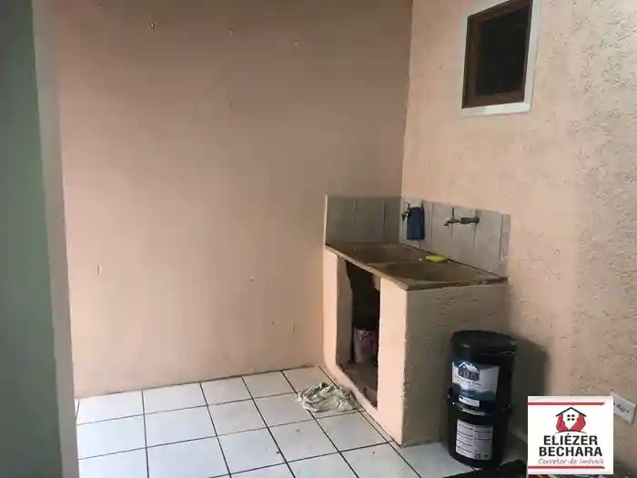 Casa com 3 quartos à venda, 200m² — foto 3 de 20