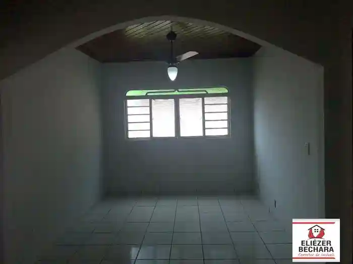 Casa com 3 quartos à venda, 200m² — foto 13 de 20
