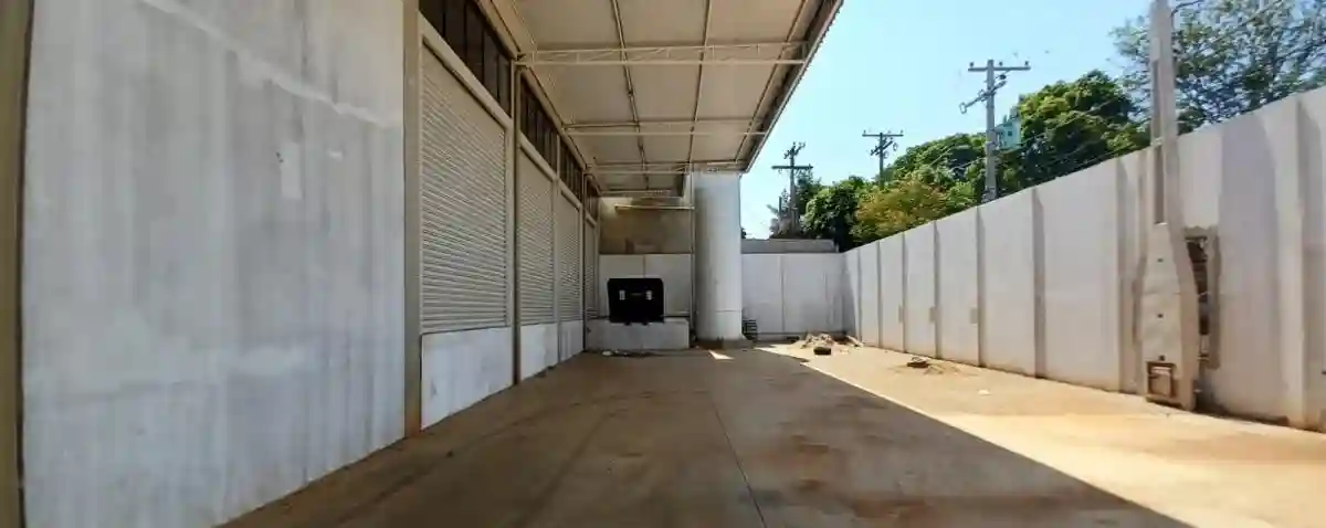 Imóvel Comercial  para aluguel, 112337m² — foto 8 de 11