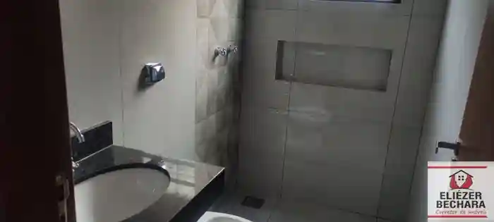 Casa à venda — foto 4 de 20