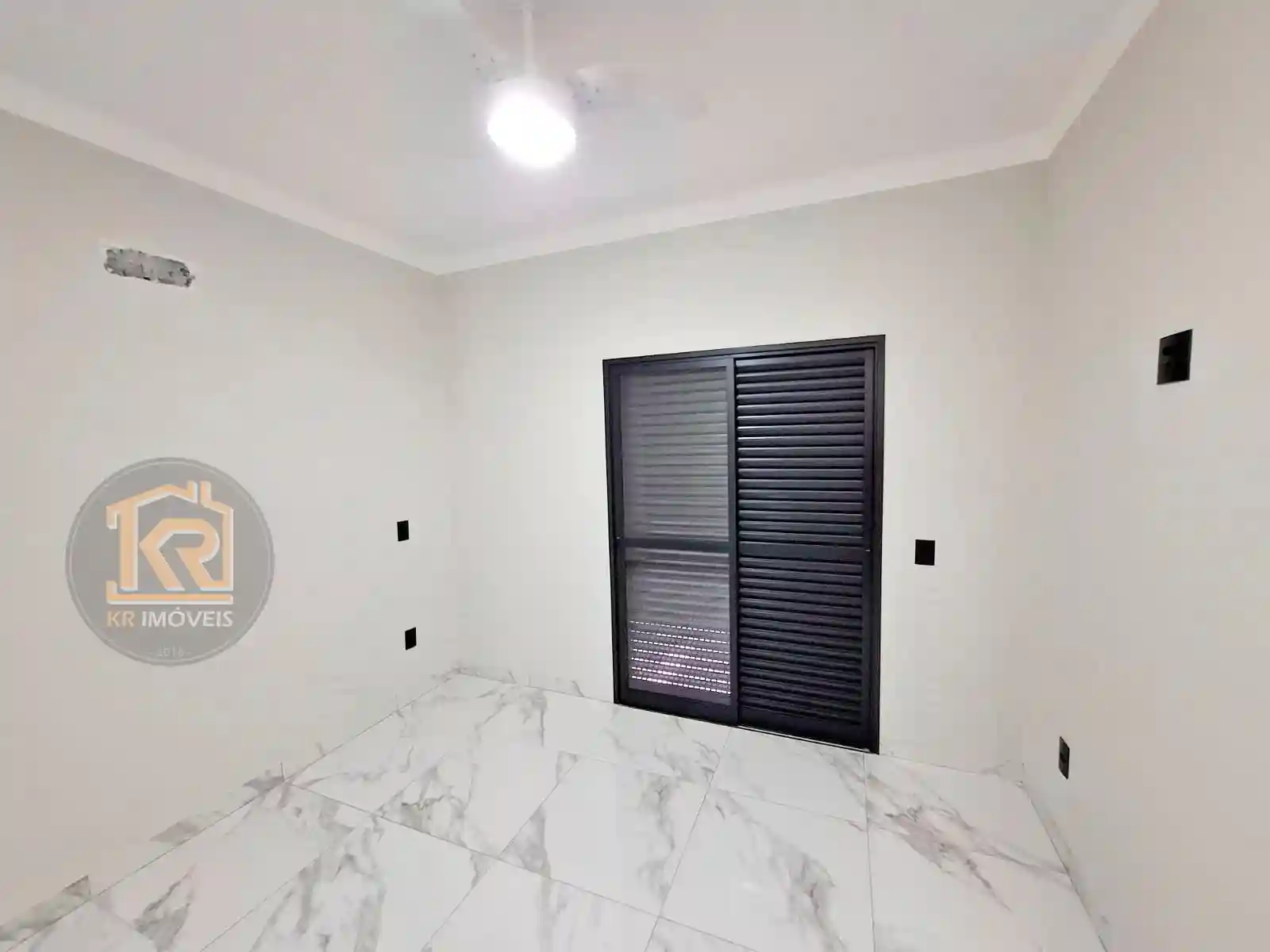 Casa de Condomínio com 2 quartos à venda, 193m² — foto 15 de 25