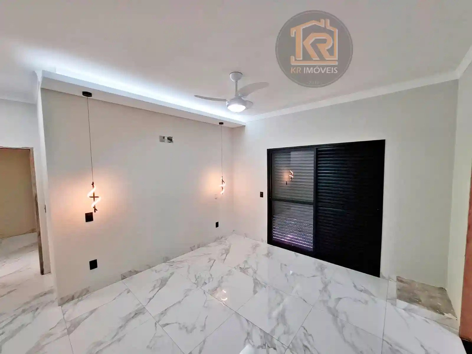Casa de Condomínio com 2 quartos à venda, 193m² — foto 18 de 25