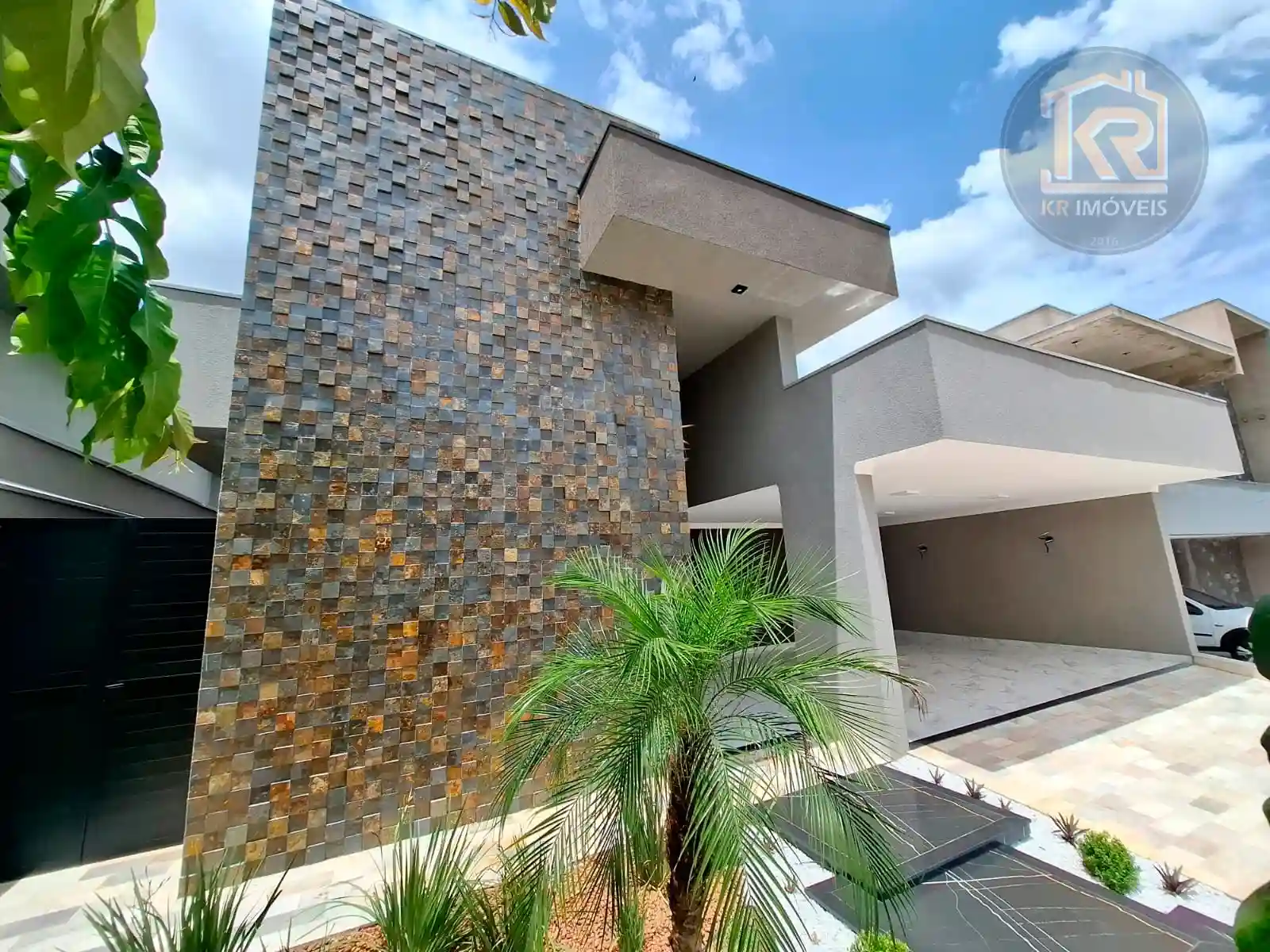 Casa de Condomínio com 2 quartos à venda, 193m² — foto 4 de 25
