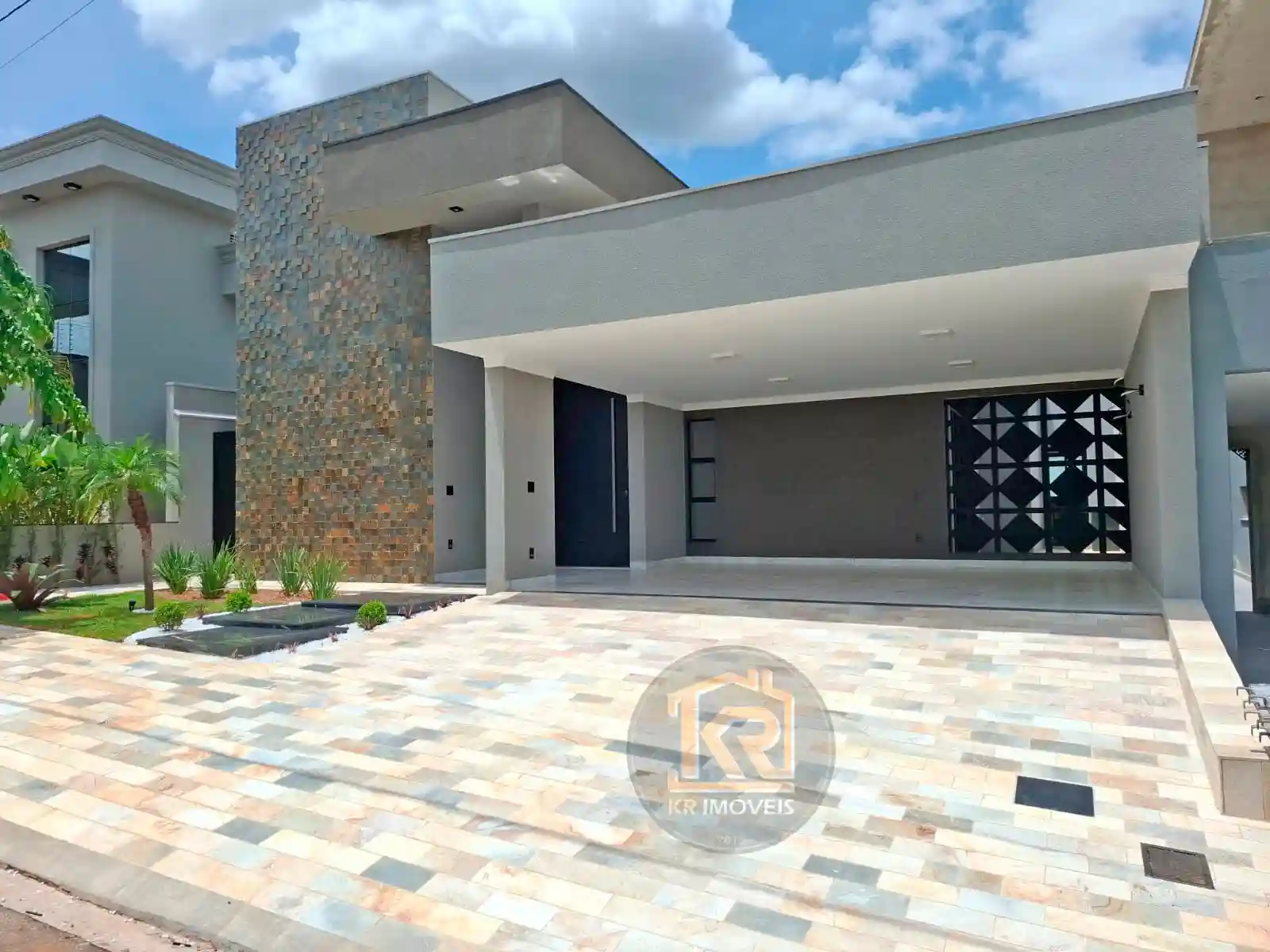 Casa de Condomínio com 2 quartos à venda, 193m² — foto 3 de 25