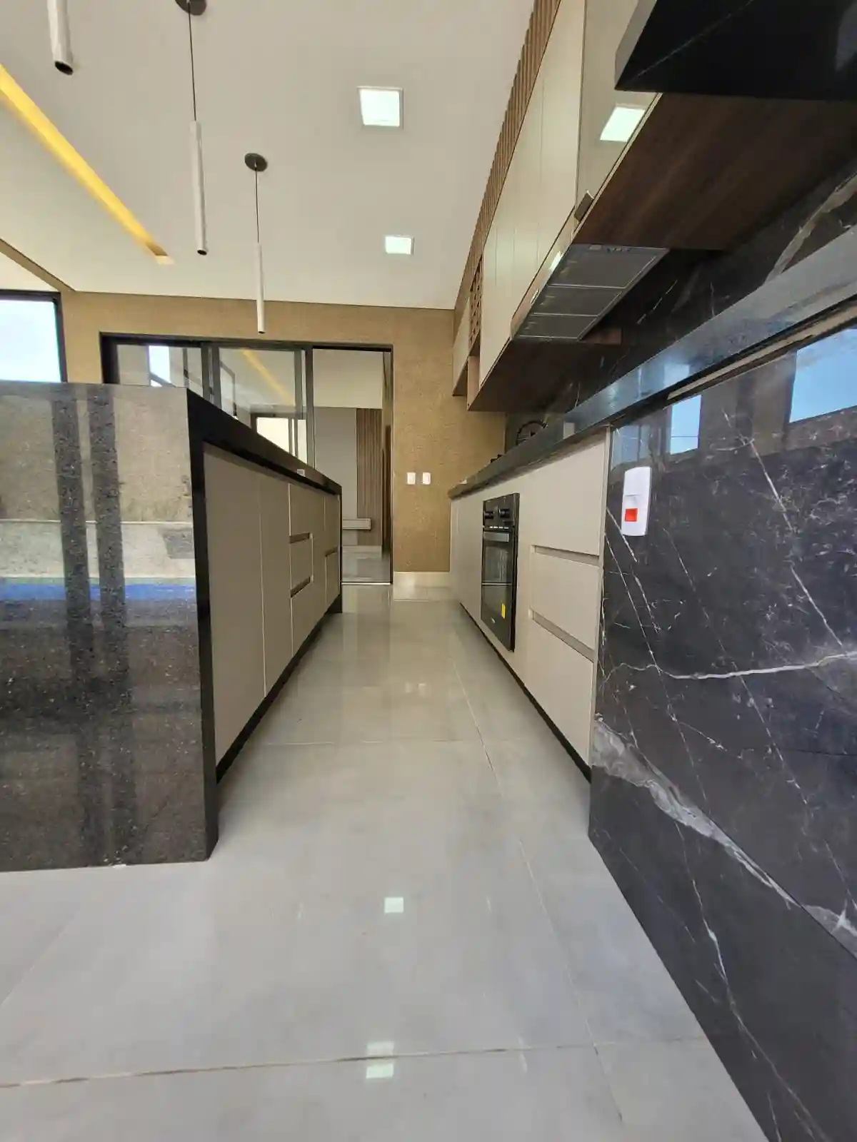 Casa de Condomínio com 3 quartos à venda, 287m² — foto 19 de 24