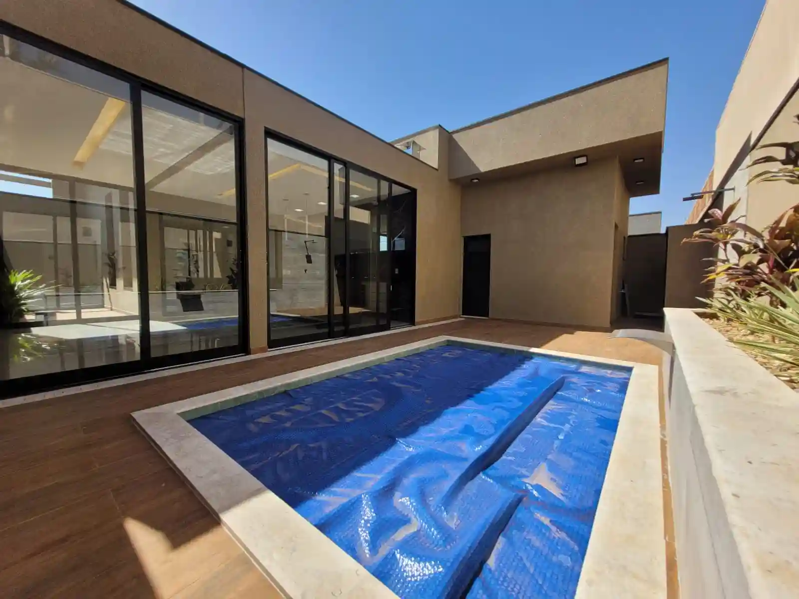 Casa de Condomínio com 3 quartos à venda, 287m² — foto 23 de 24