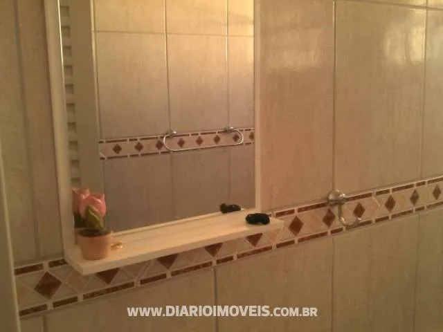 Casa de Condomínio à venda — foto 1 de 4