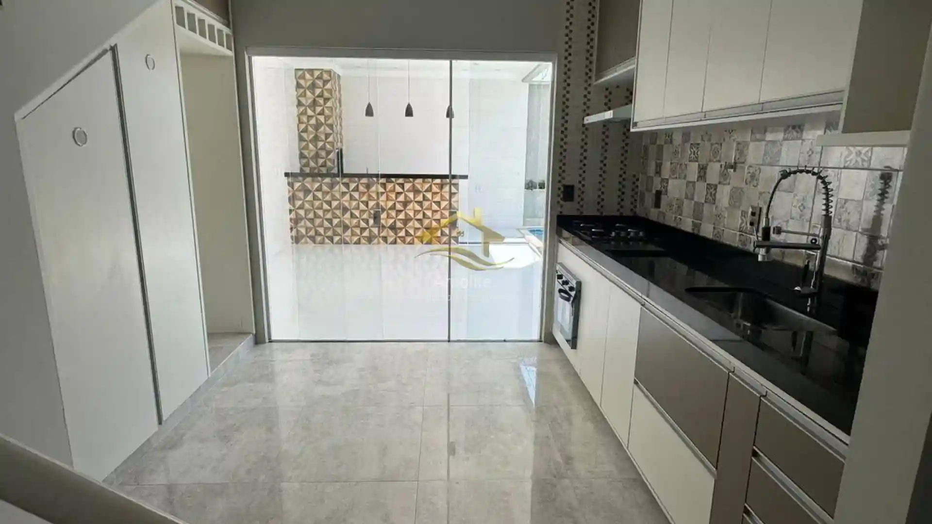 Casa de Condomínio com 3 quartos à venda, 165m² — foto 8 de 20