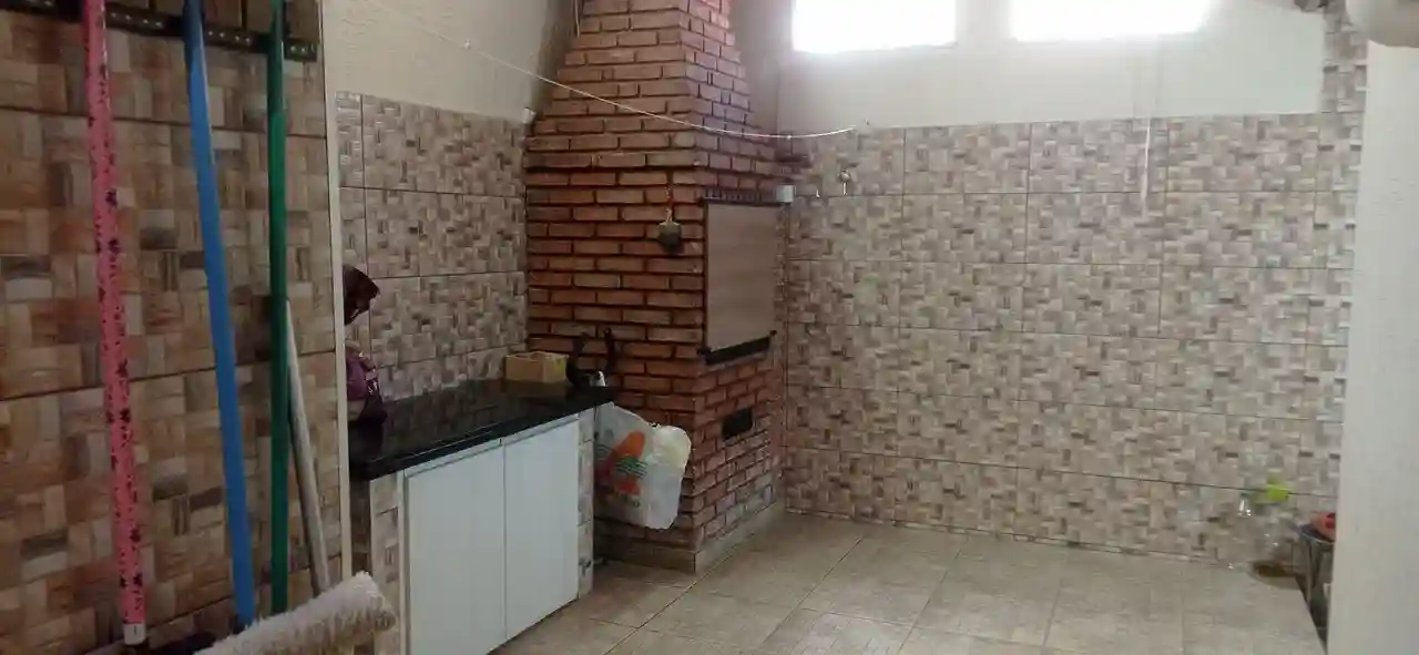 Casa com 3 quartos à venda, 200m² — foto 16 de 19