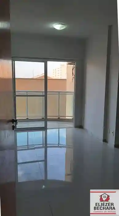 Apartamento com 3 quartos à venda, 90m² — foto 1 de 6