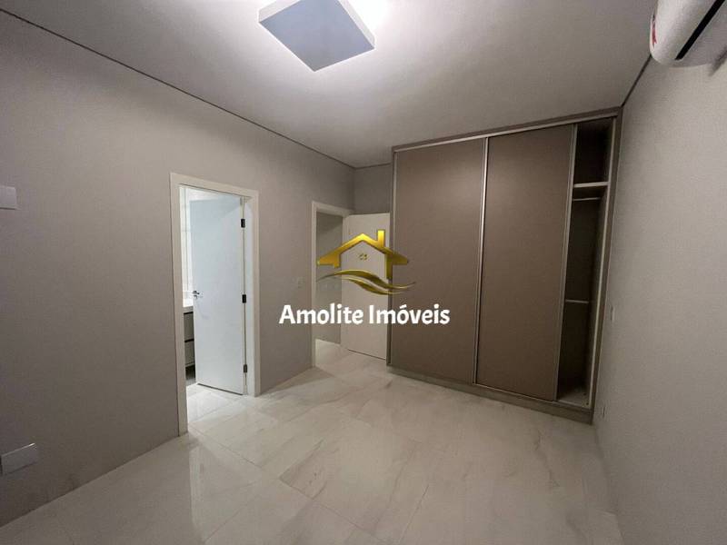 Casa de Condomínio com 4 quartos à venda, 295m² — foto 6 de 54
