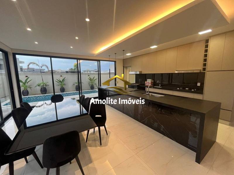 Casa de Condomínio com 4 quartos à venda, 295m² — foto 21 de 54