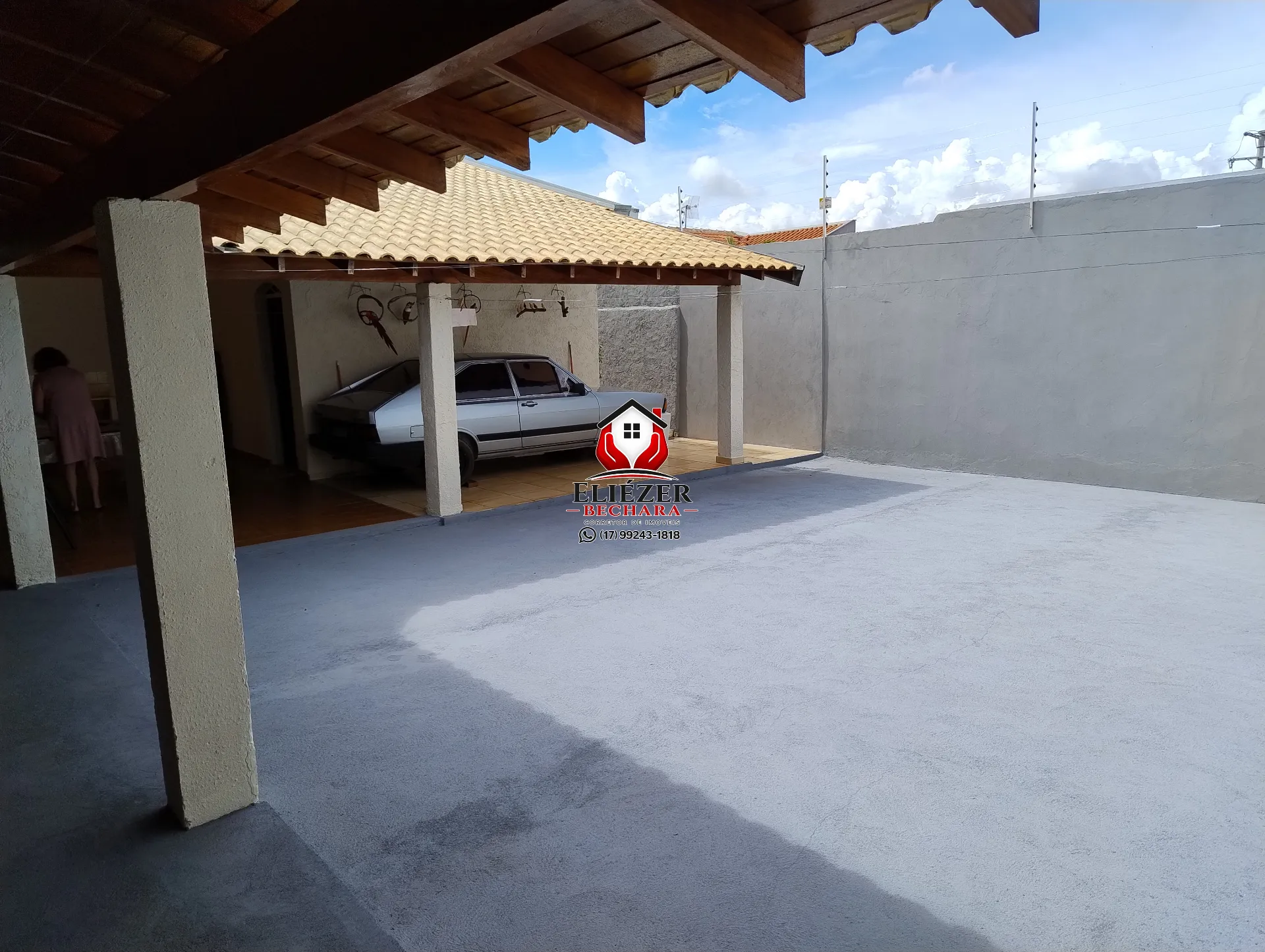 Casa com 3 quartos à venda, 202m² — foto 2 de 64