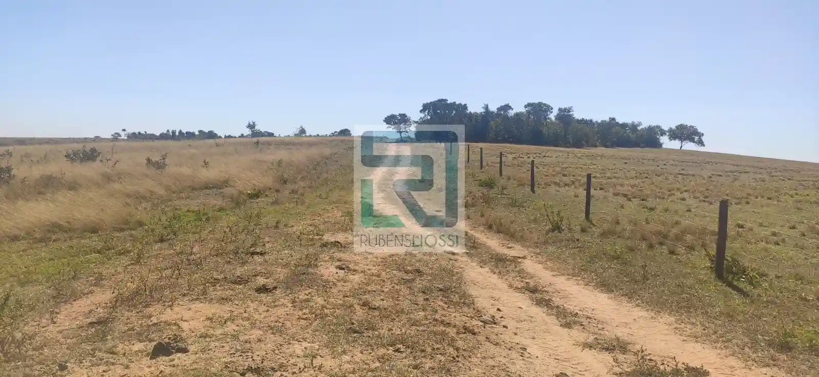 Fazenda / Sítio / Chácara  à venda, 15270000m² — foto 7 de 16