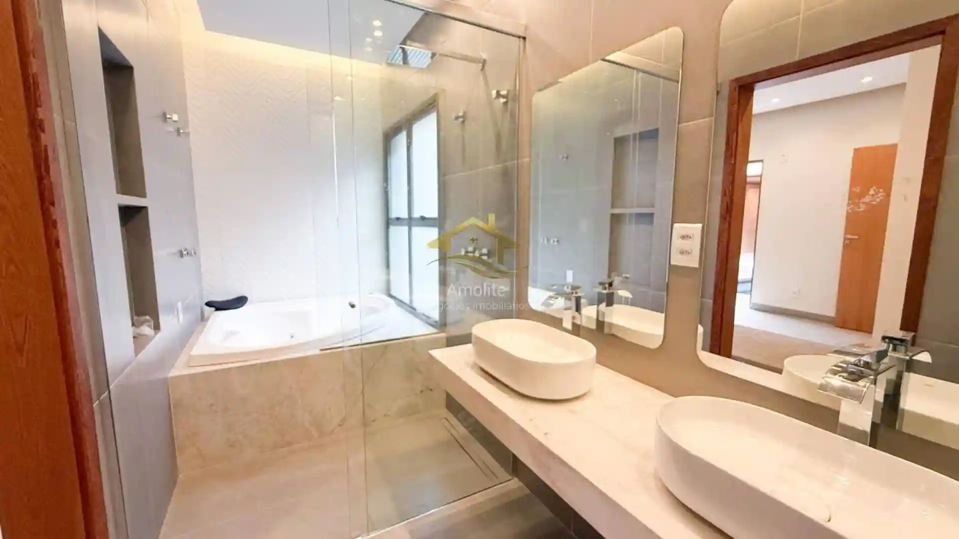 Casa de Condomínio com 3 quartos à venda, 275m² — foto 18 de 21