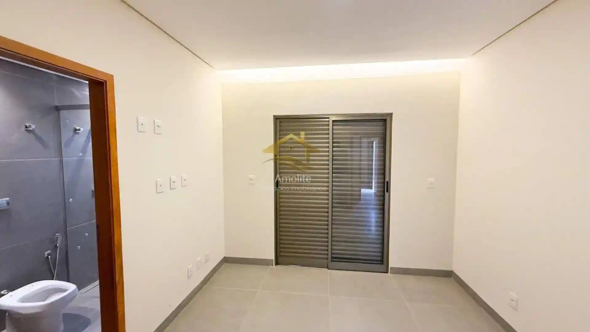 Casa de Condomínio com 3 quartos à venda, 275m² — foto 17 de 21