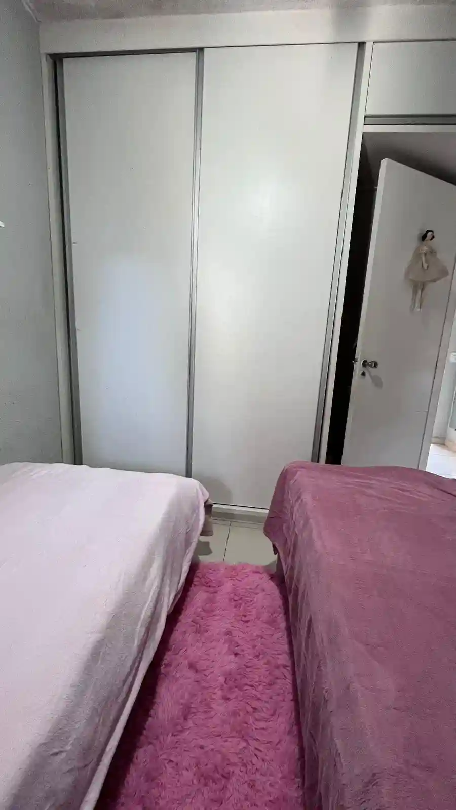 Casa de Condomínio com 3 quartos à venda, 10m² — foto 3 de 13