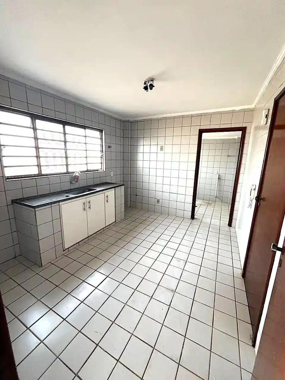 Apartamento com 3 quartos para aluguel, 80m² — foto 7 de 13