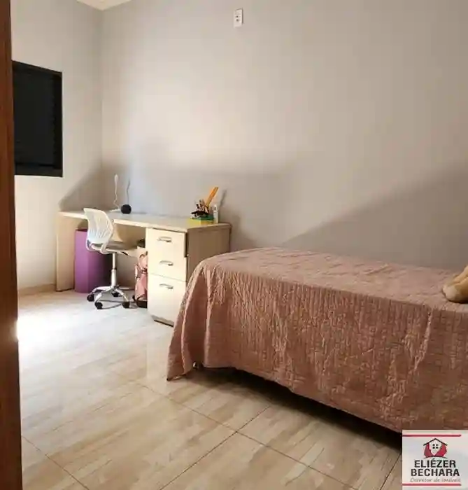 Casa com 3 quartos à venda, 176m² — foto 8 de 12