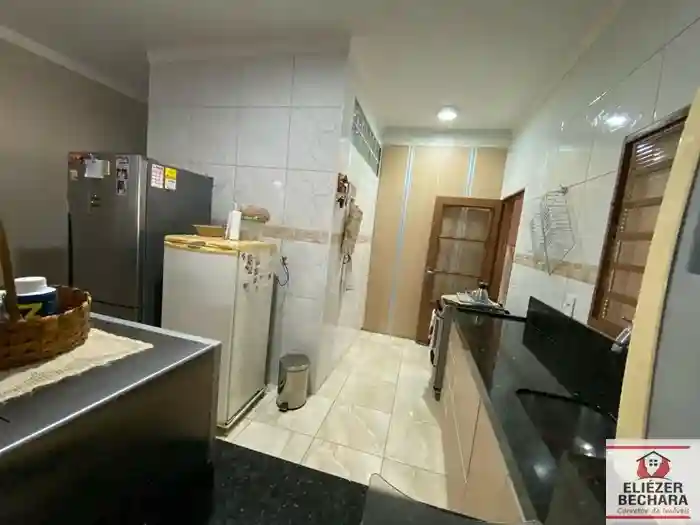 Fazenda / Sítio / Chácara com 3 quartos à venda, 1000m² — foto 17 de 33