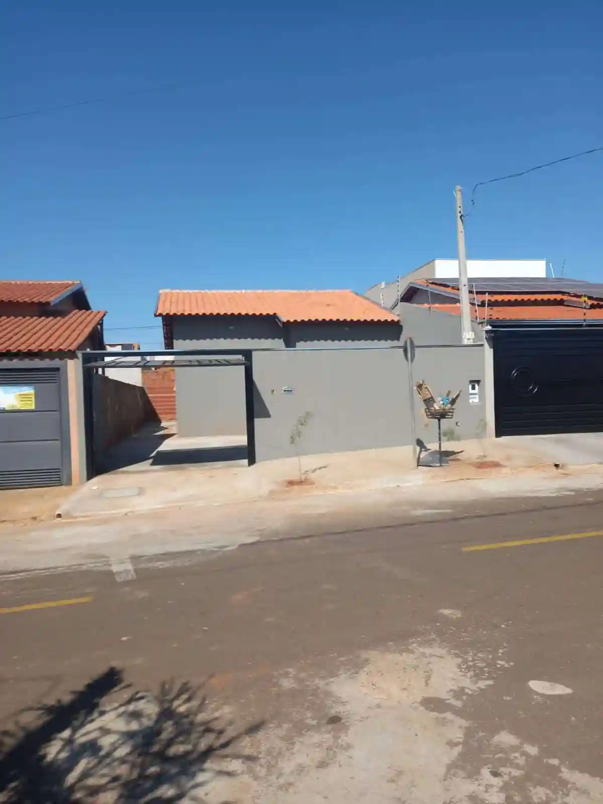 Casa com 2 quartos à venda, 70m² — foto 1 de 21